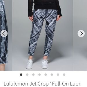 Lululemon JetCrop size M